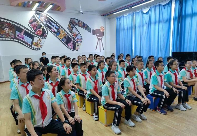 广元市实验小学开展“戏曲进校园”活动
